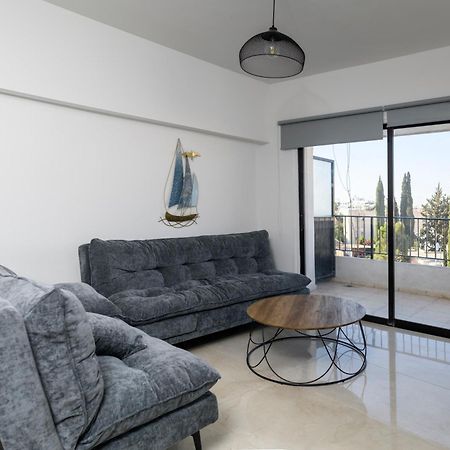 Ollies 3 Bedroom Apartment Larnaca Luaran gambar