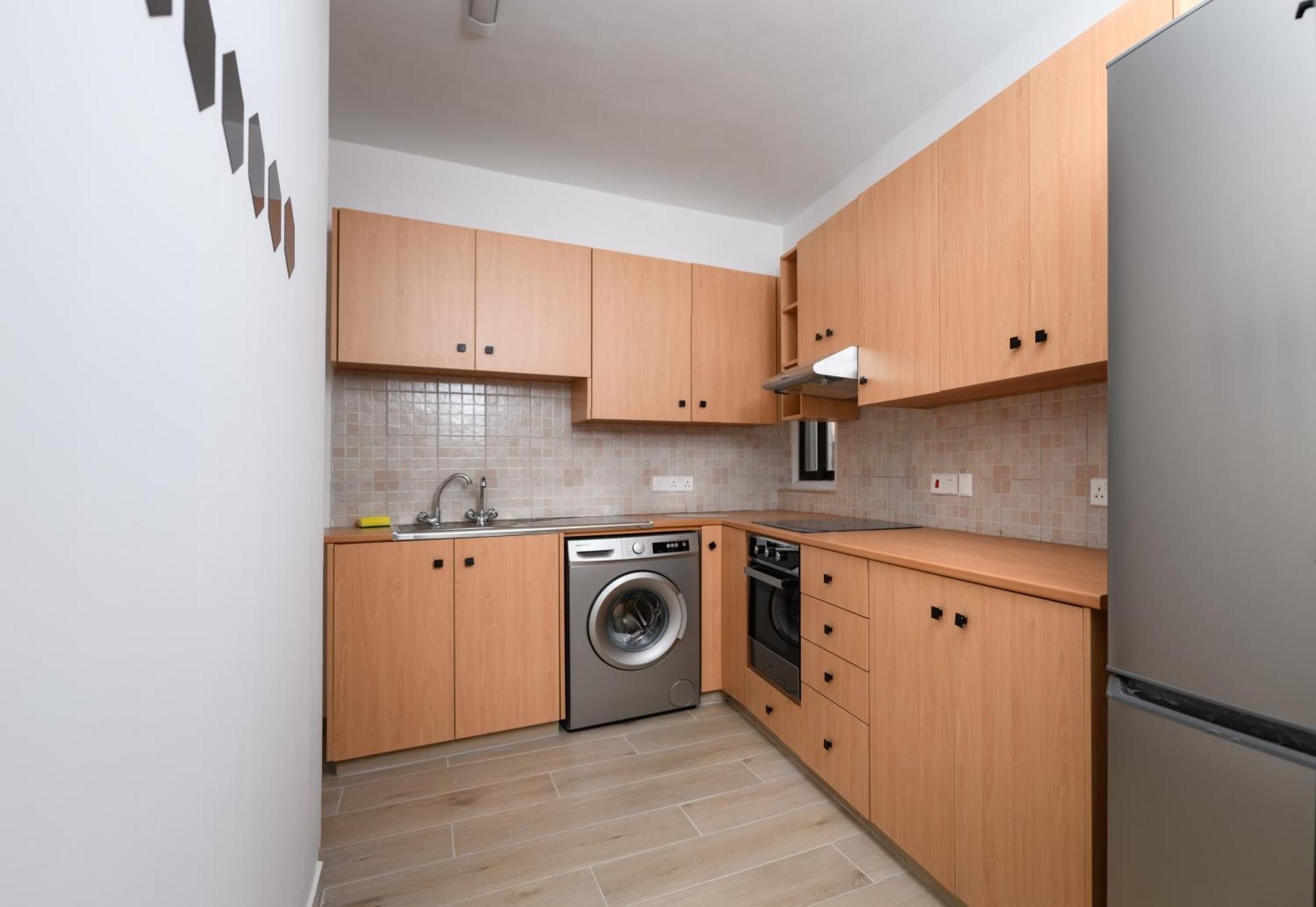 Ollies 3 Bedroom Apartment Larnaca Luaran gambar